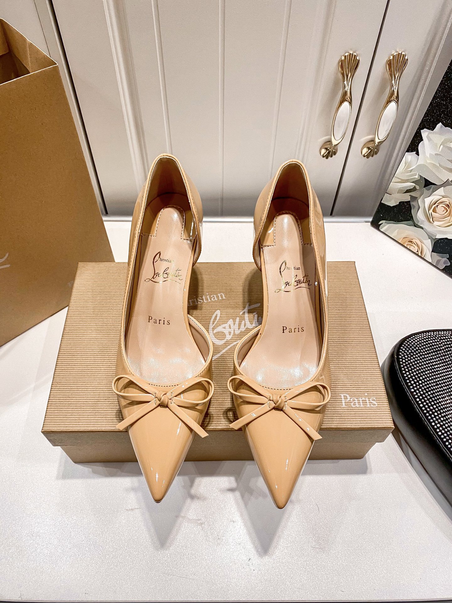 C style Bow pointed high heels