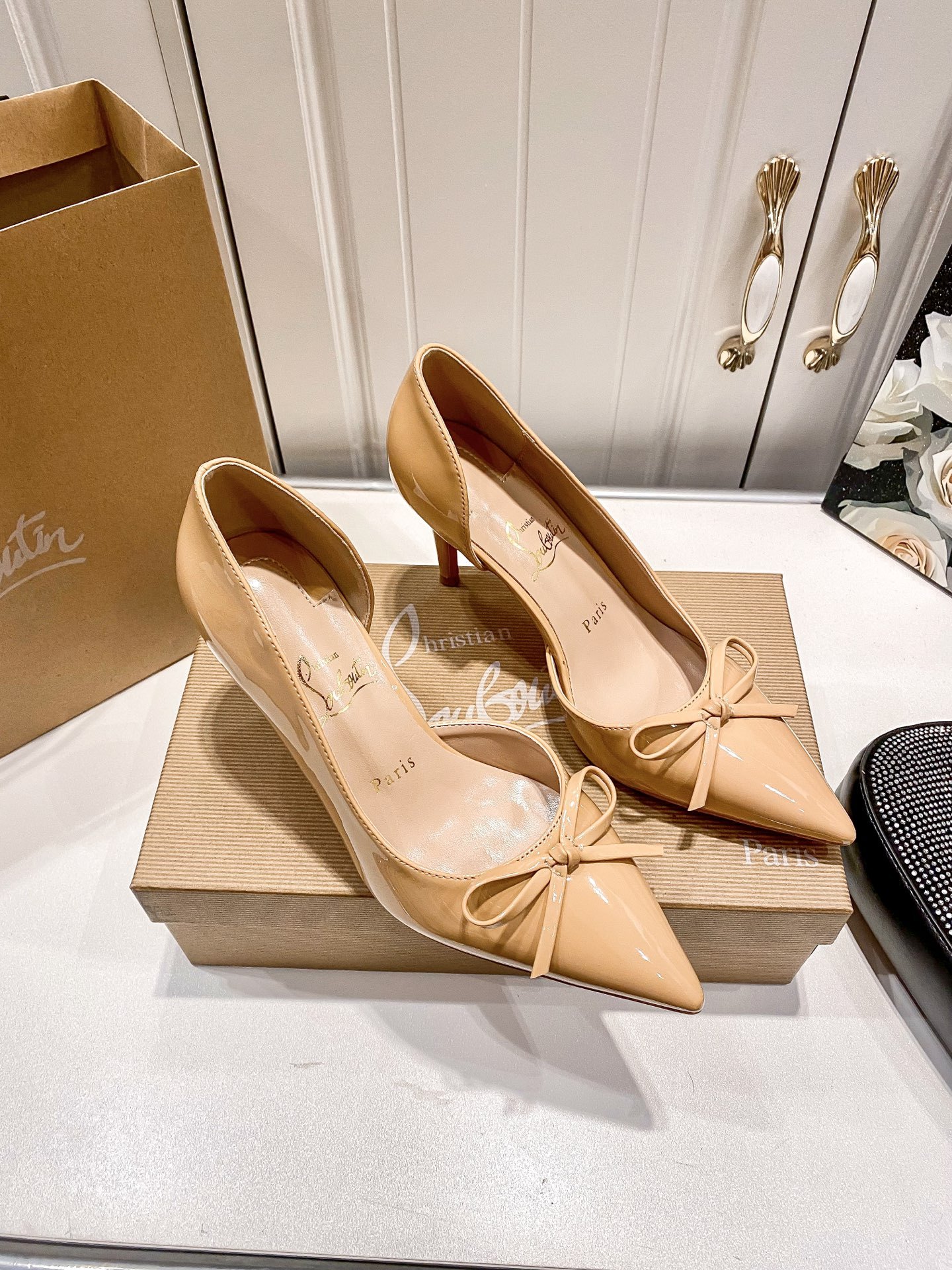 C style Bow pointed high heels