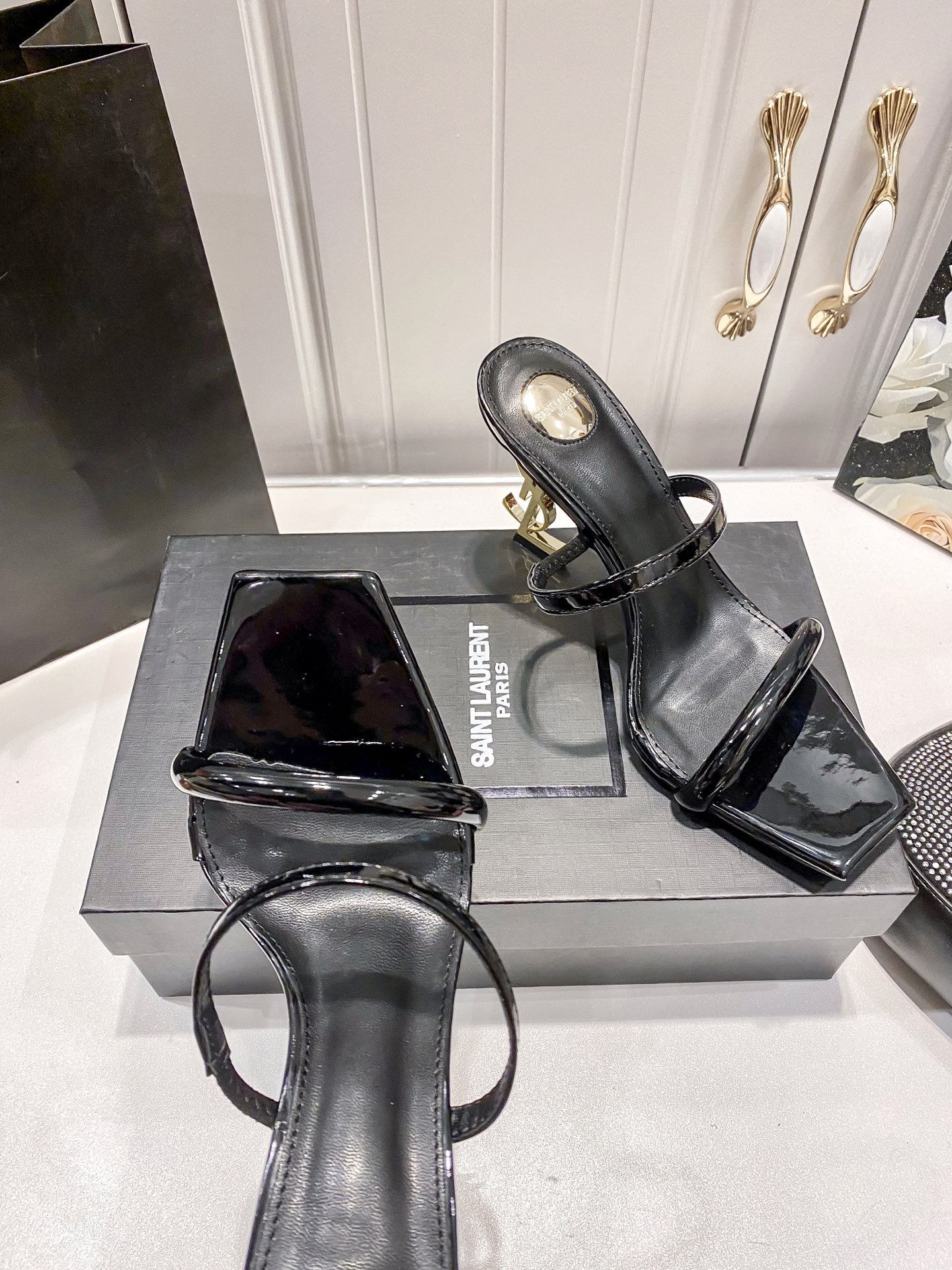 Y style Letter heel square toe high heel sandals