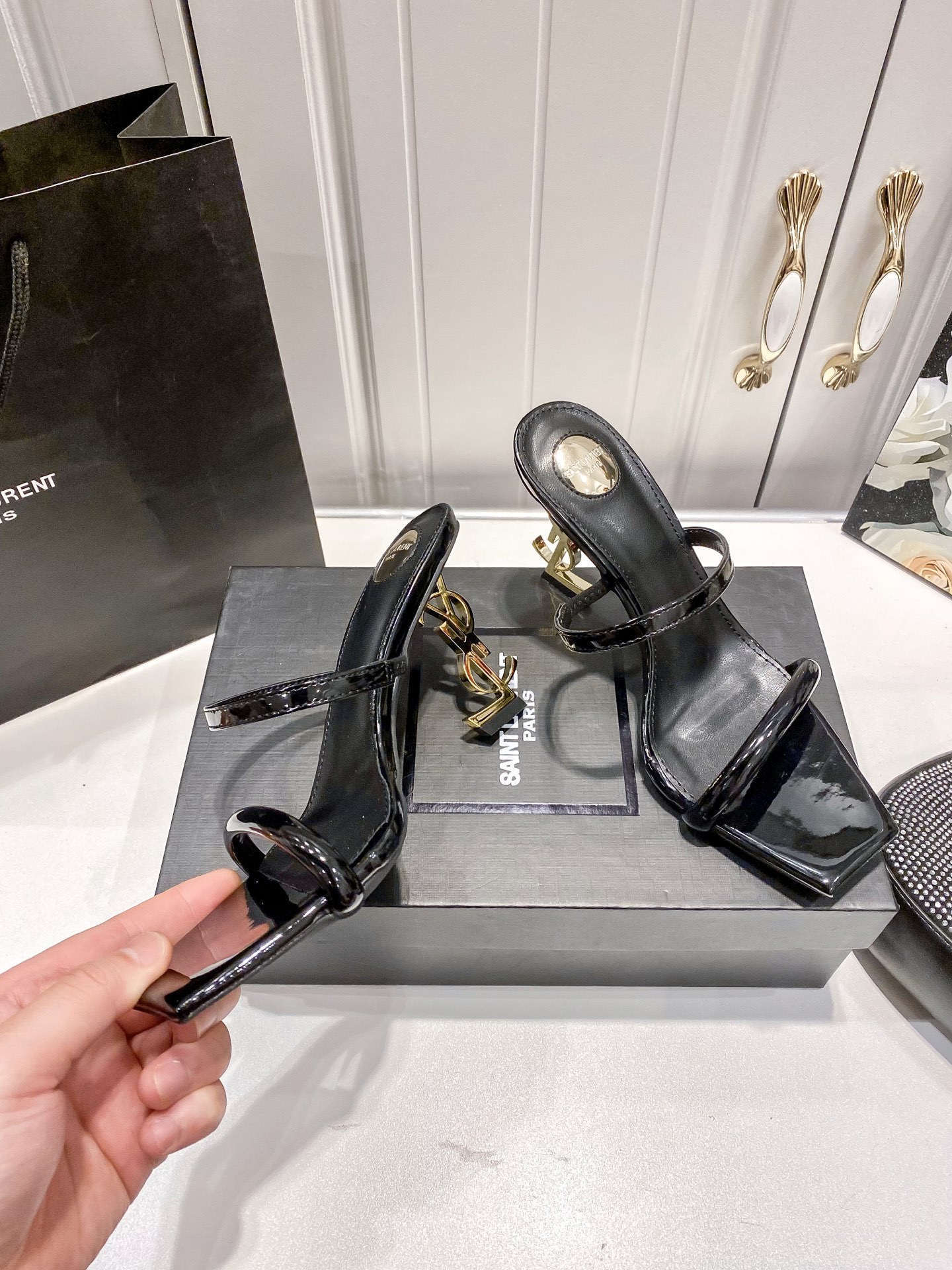 Y style Letter heel square toe high heel sandals