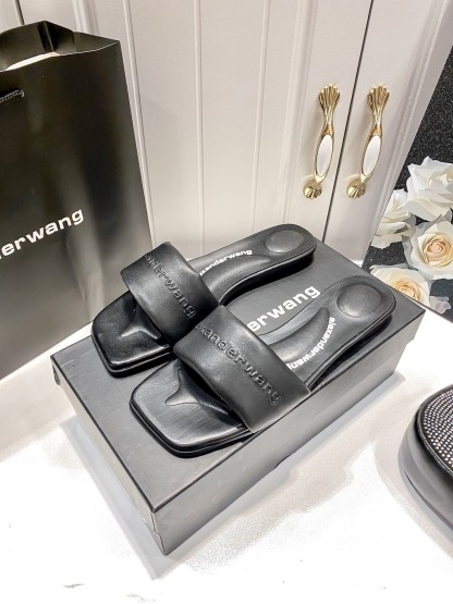 A style Square toe flip flops Flat slippers