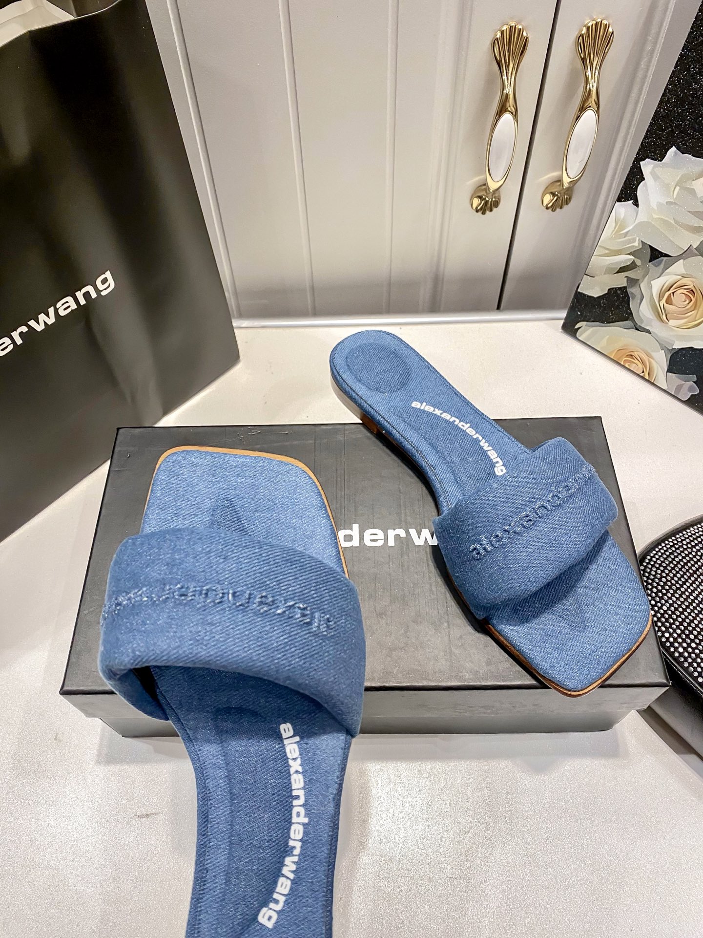 A style Square toe flip flops Flat slippers