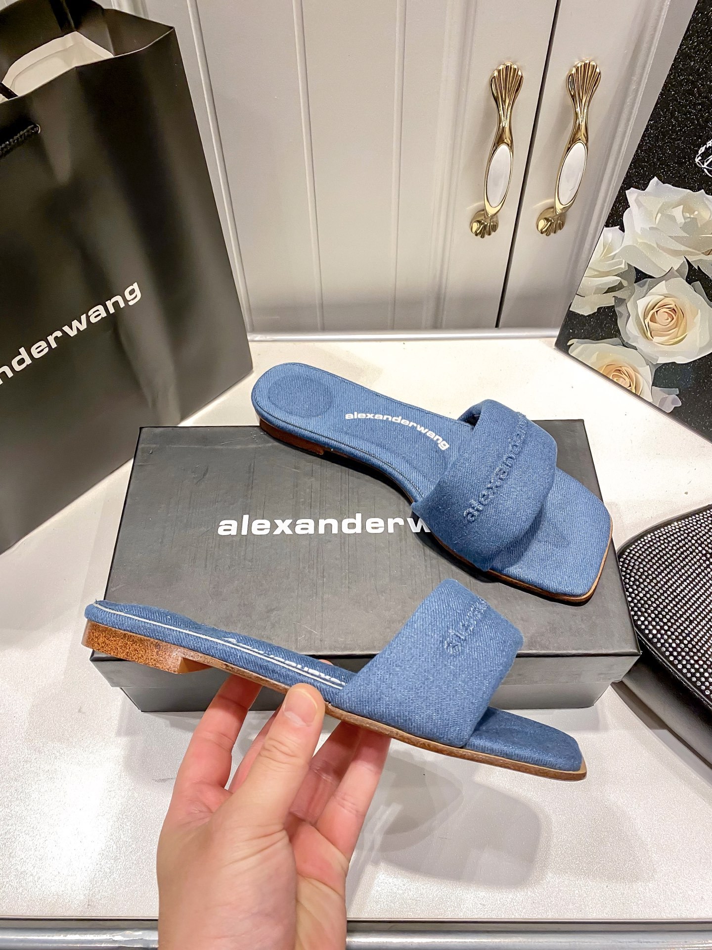 A style Square toe flip flops Flat slippers