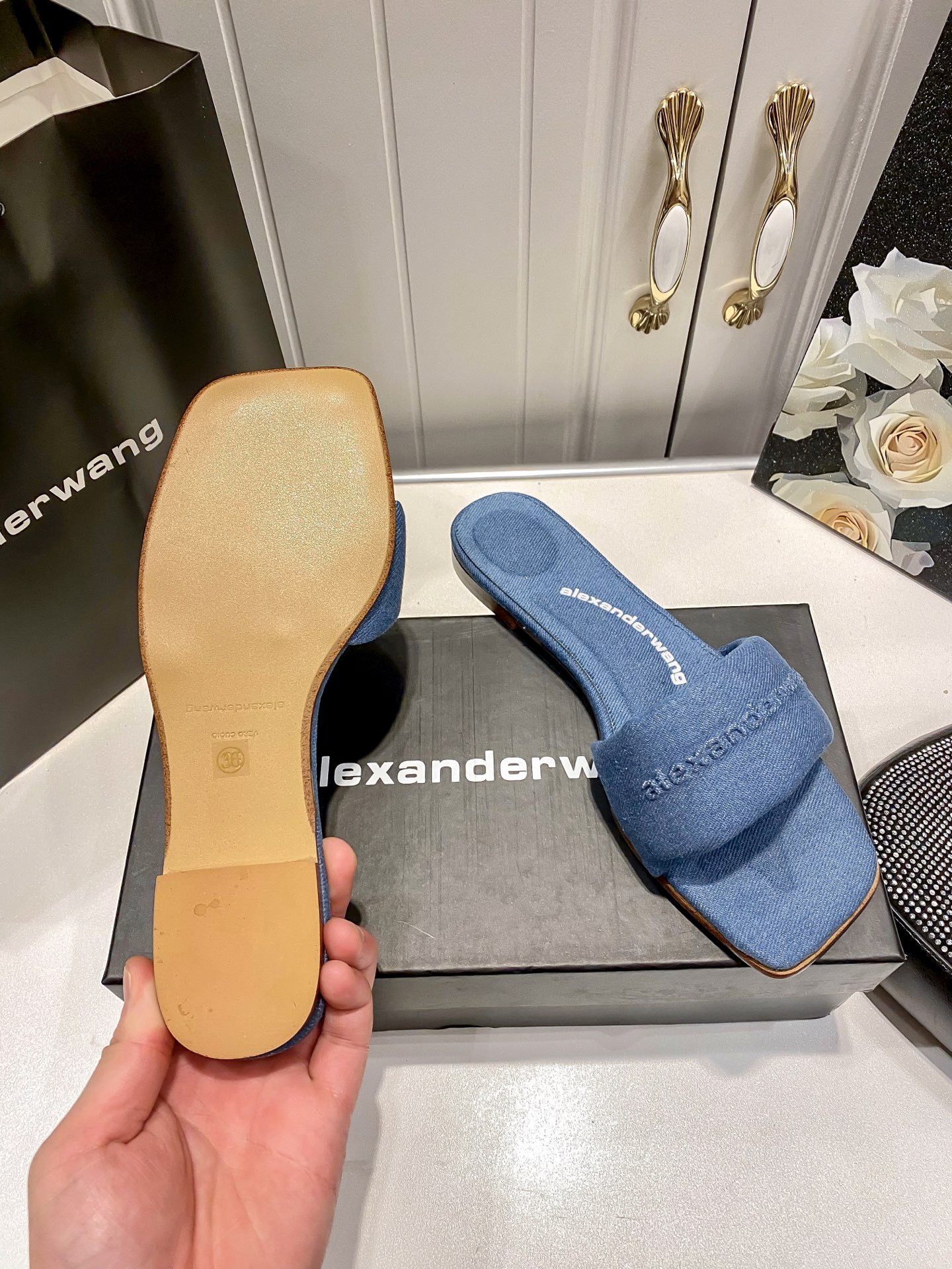 A style Square toe flip flops Flat slippers