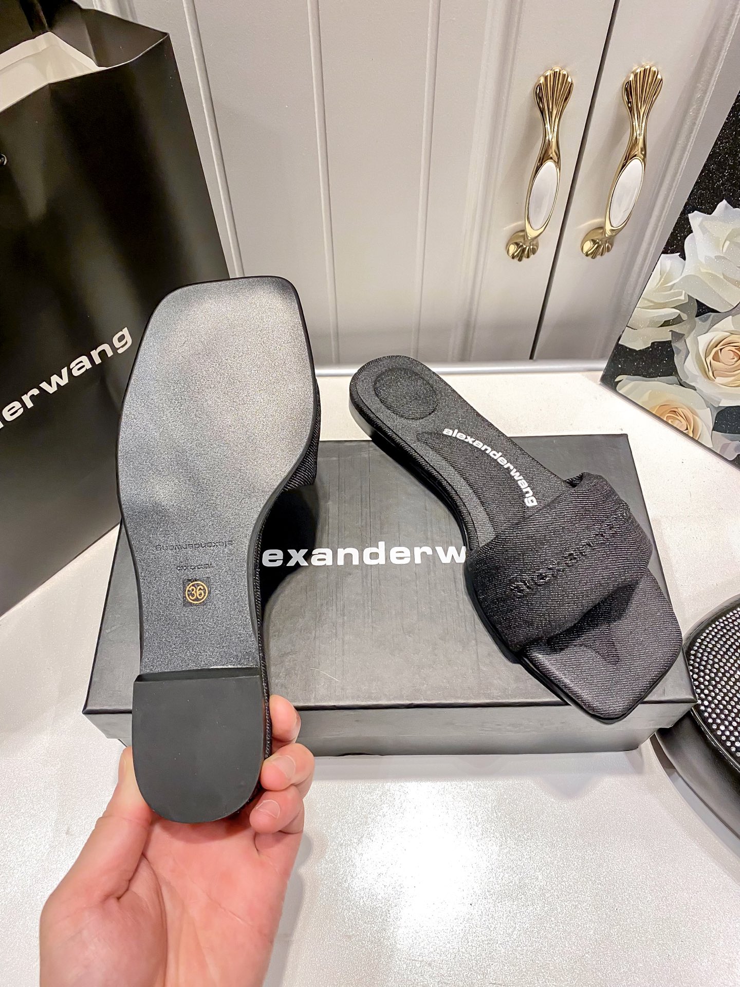 A style Square toe flip flops Flat slippers