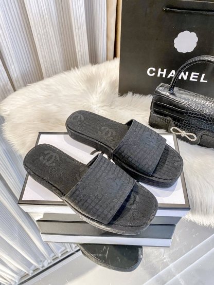 C style New thick-soled slippers