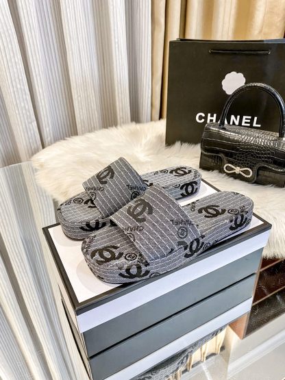 C style New thick-soled slippers