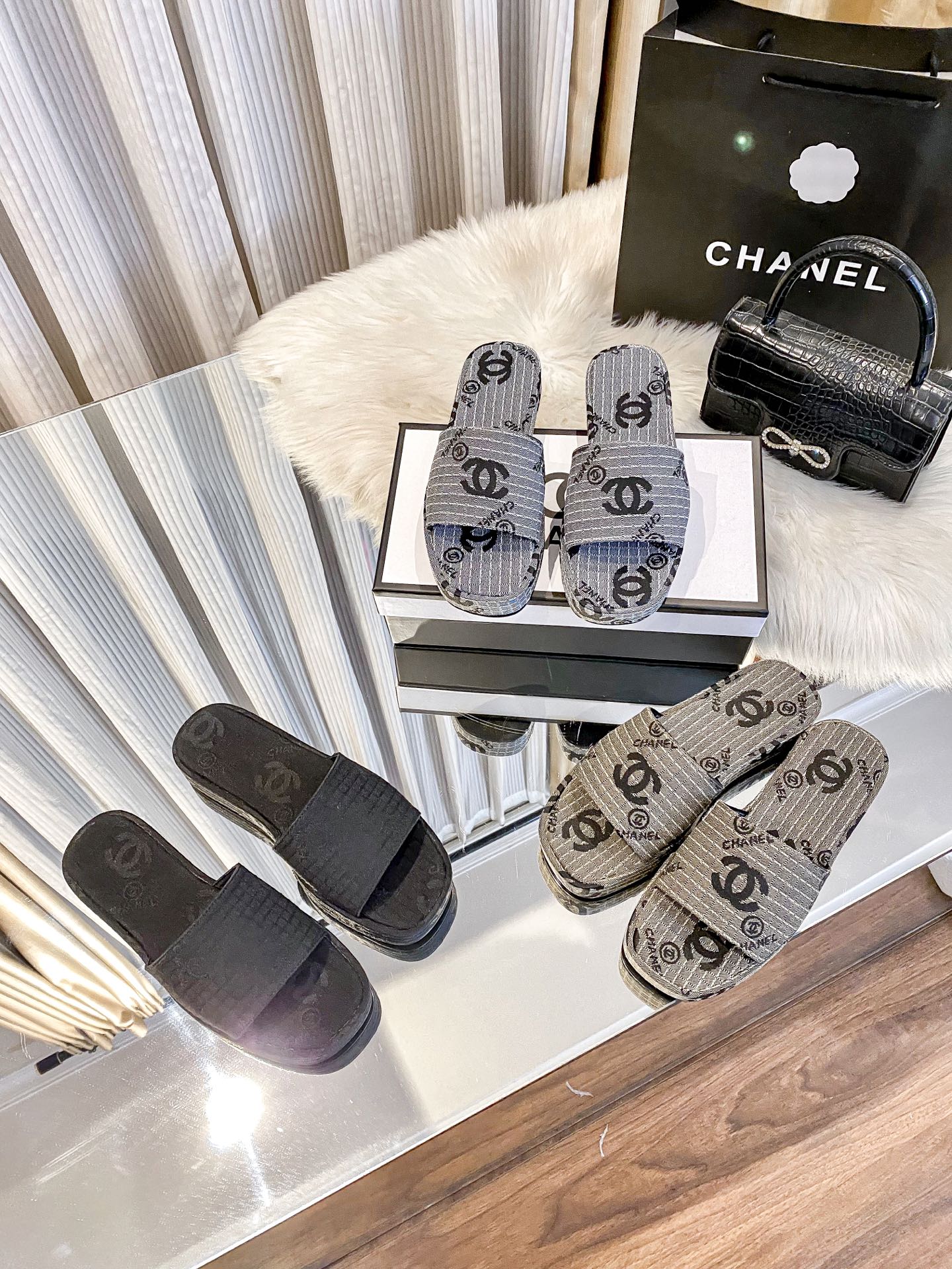 C style New thick-soled slippers