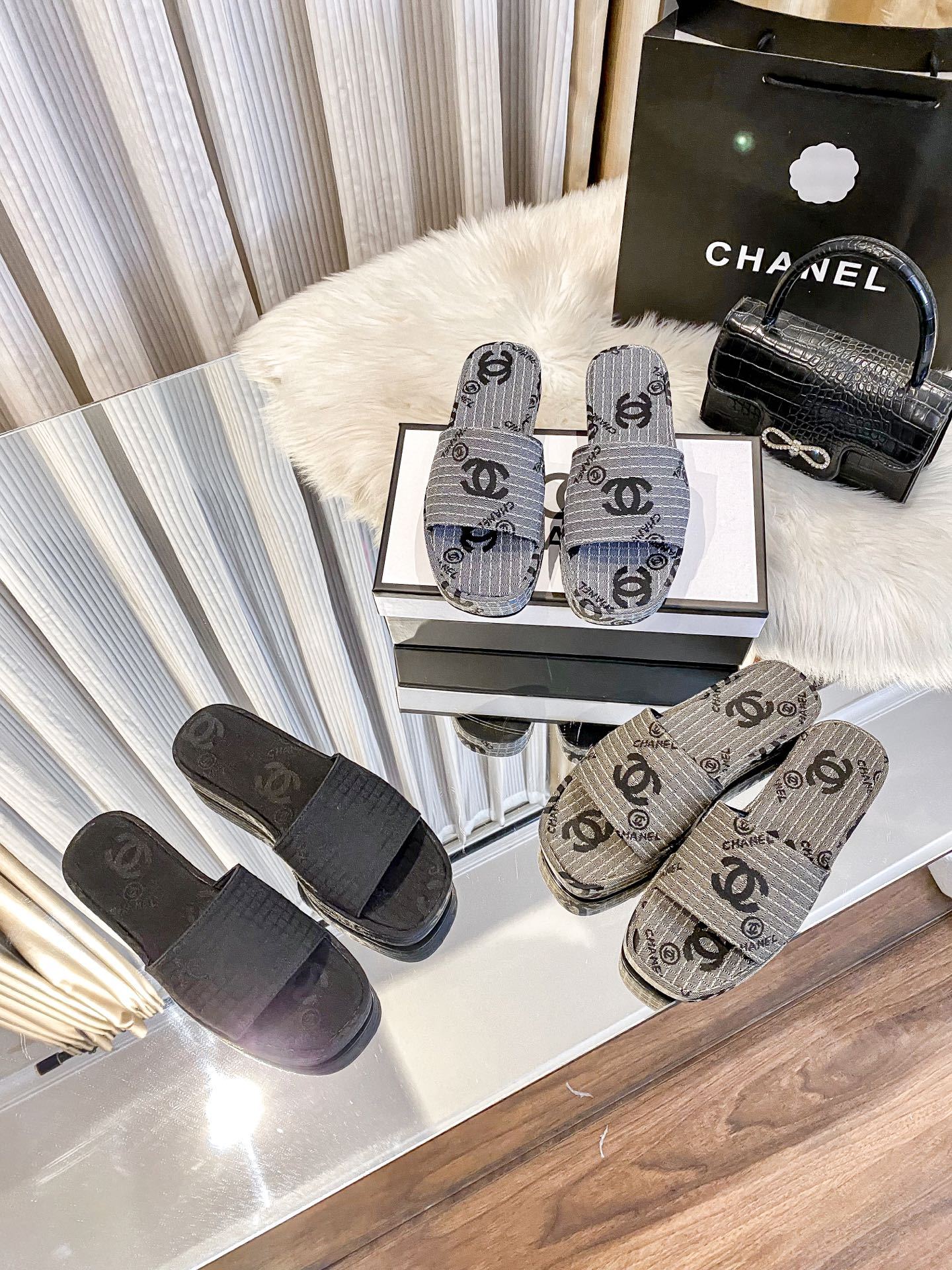 C style New thick-soled slippers