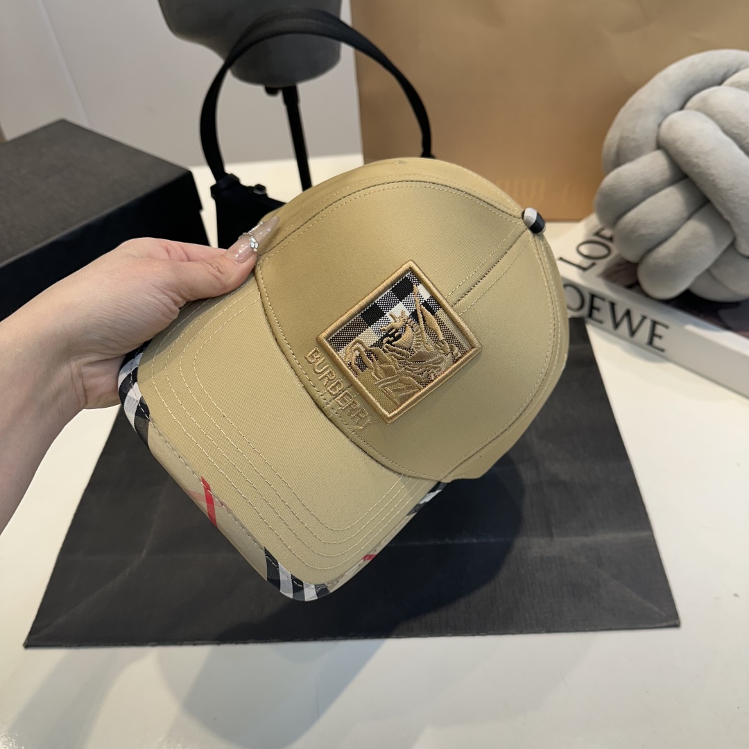 B style Baseball cap