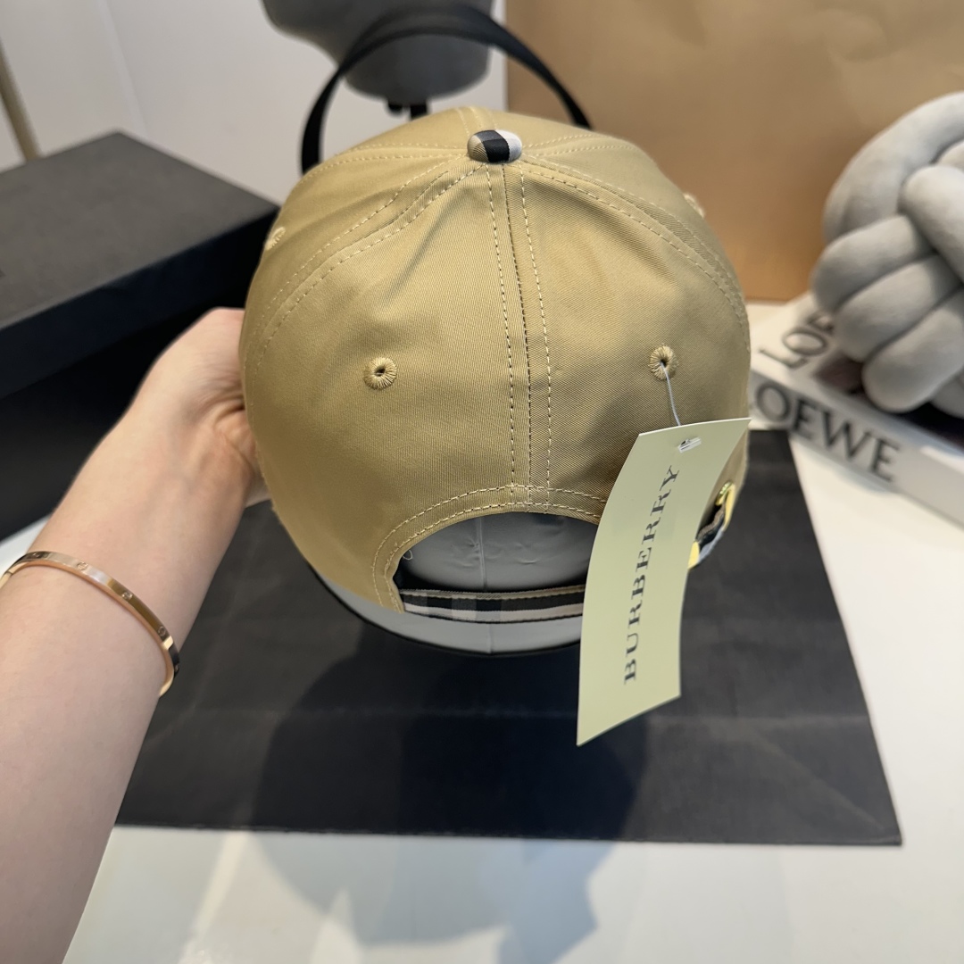 B style Baseball cap