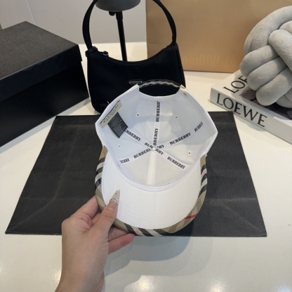 B style Baseball cap