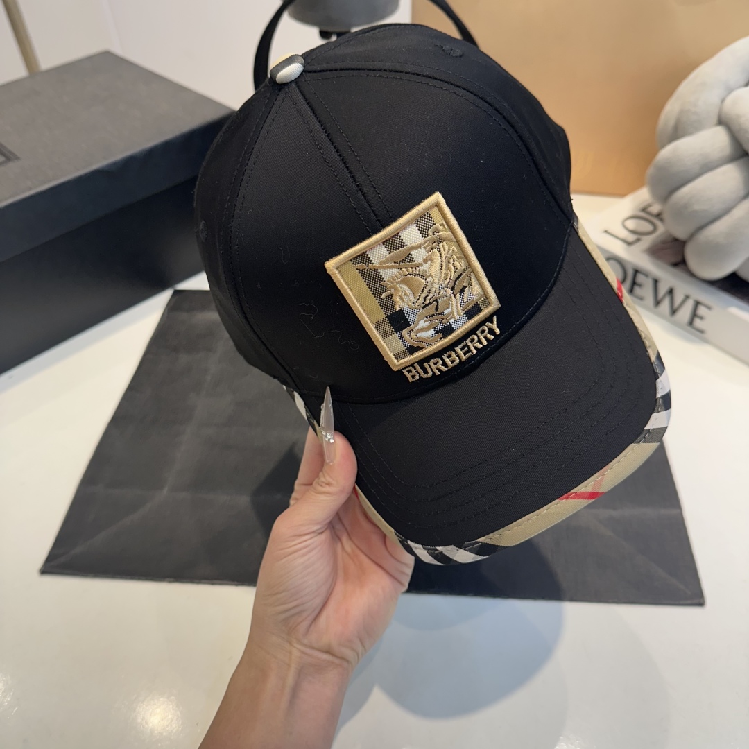 B style Baseball cap