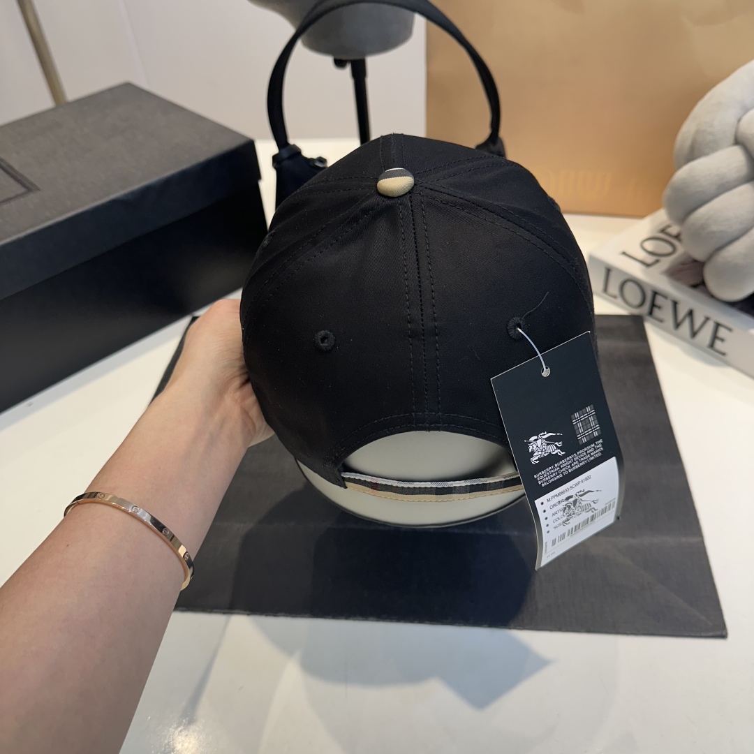B style Baseball cap