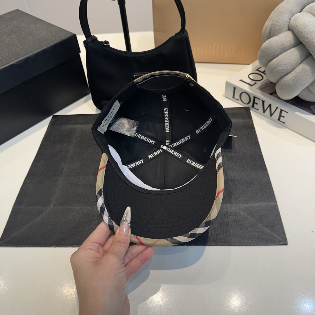 B style Baseball cap