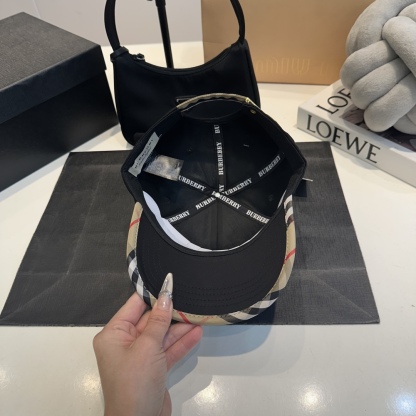 B style Baseball cap