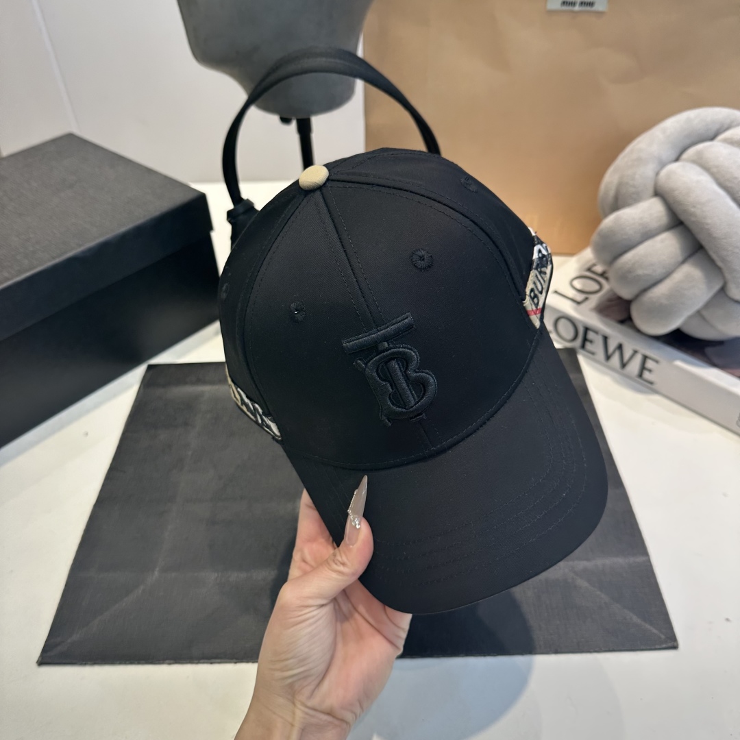 B style Baseball cap