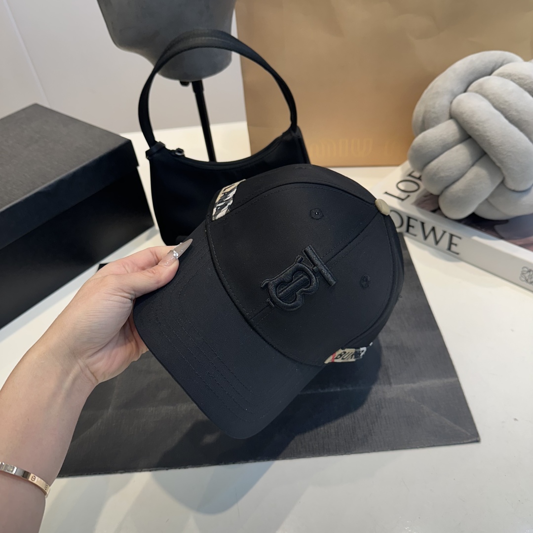 B style Baseball cap