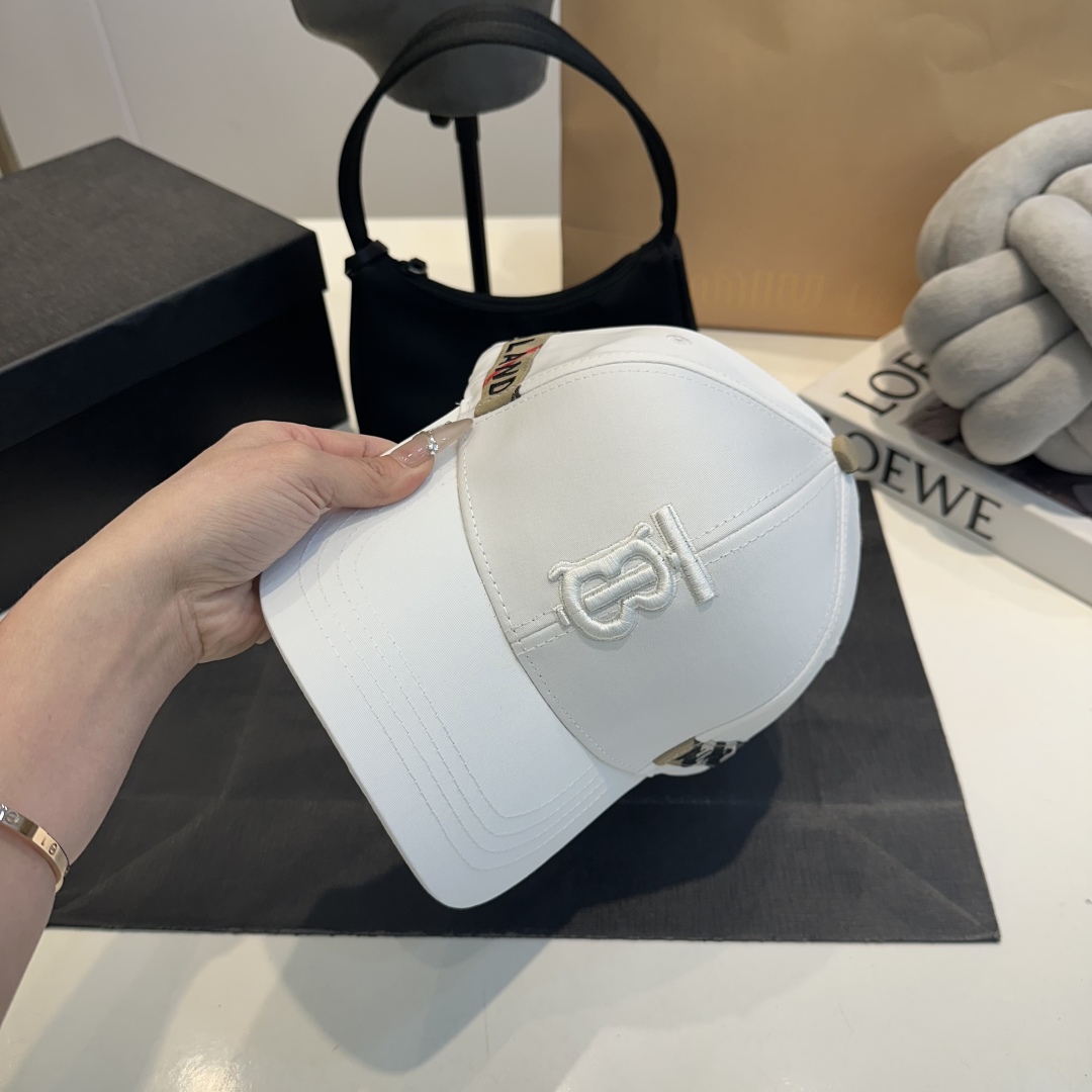 B style Baseball cap