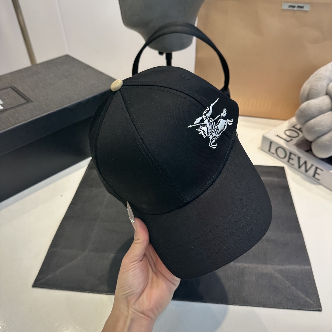 B style Baseball cap