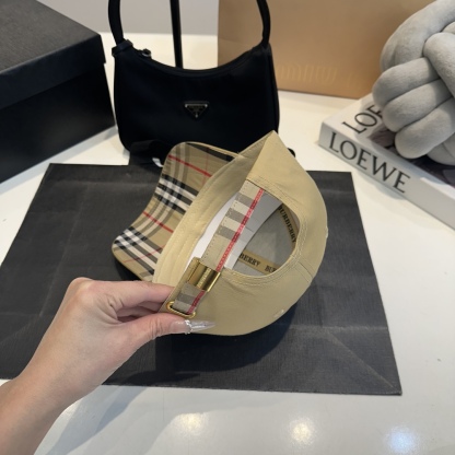 B style Baseball cap