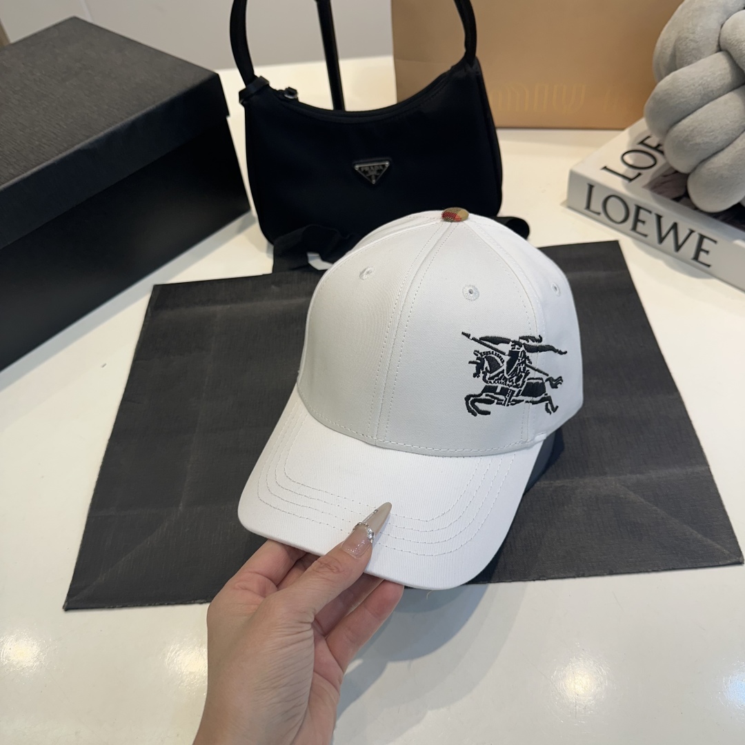 B style Baseball cap