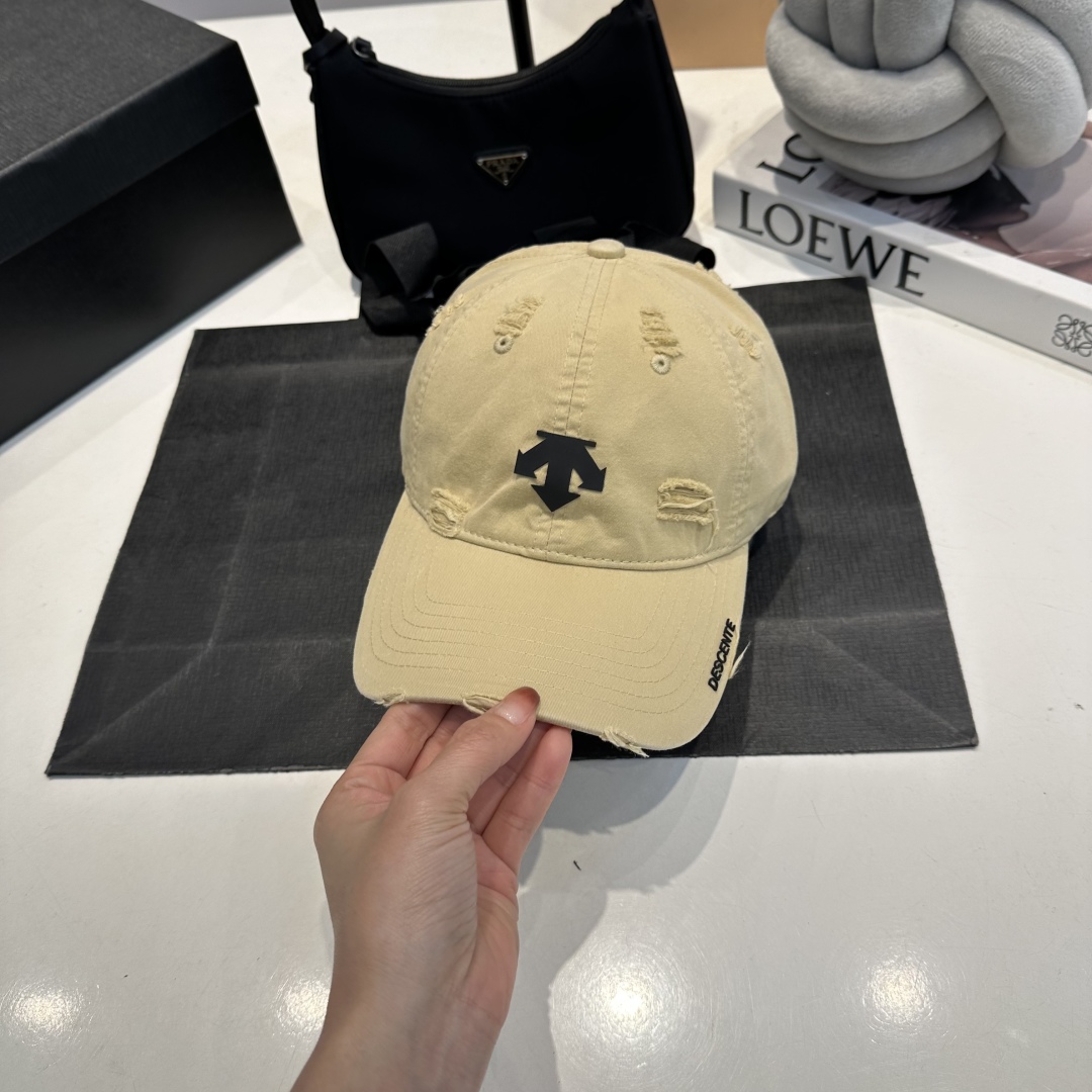 D style Baseball cap