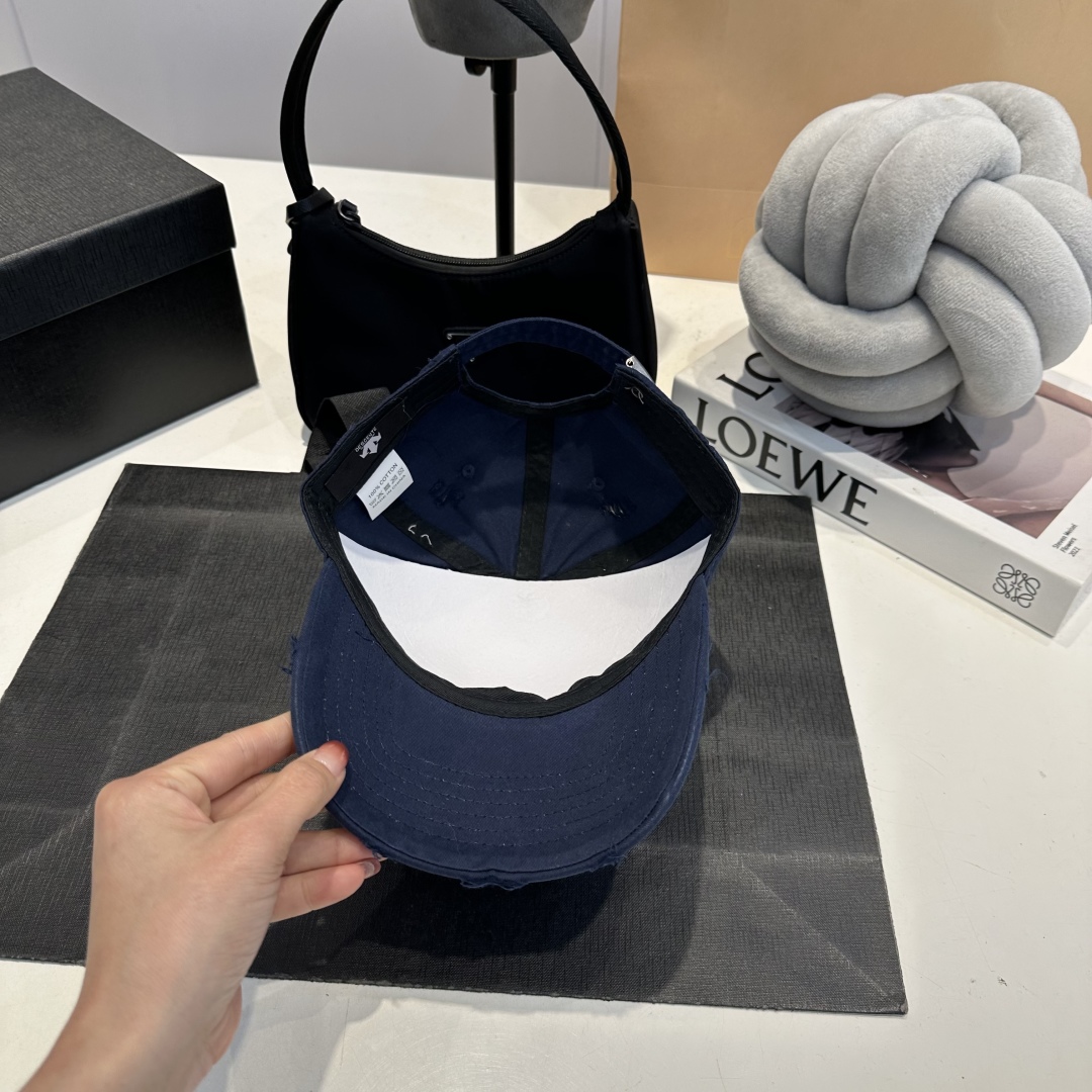 D style Baseball cap