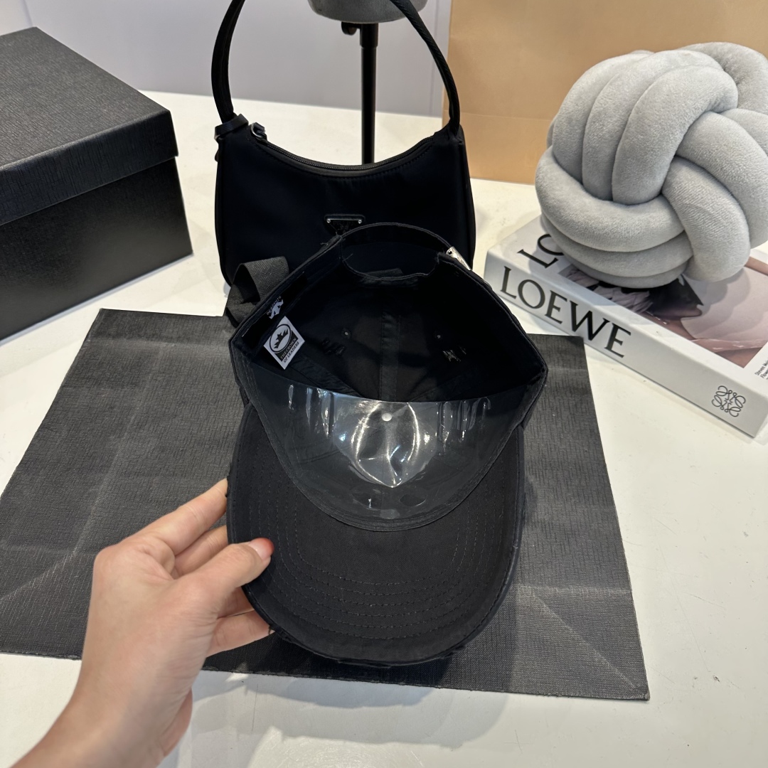 D style Baseball cap