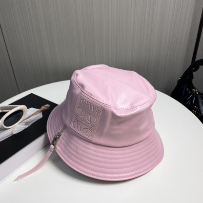 L style Lambskin bucket hat with patchwork zip