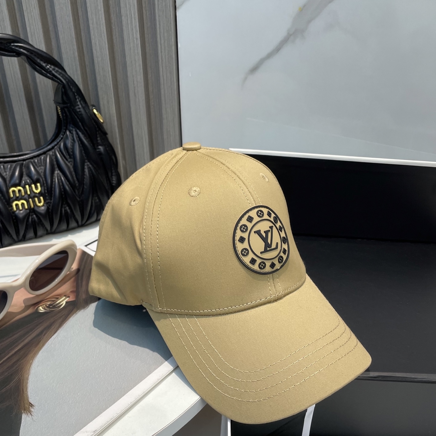 L style Baseball cap