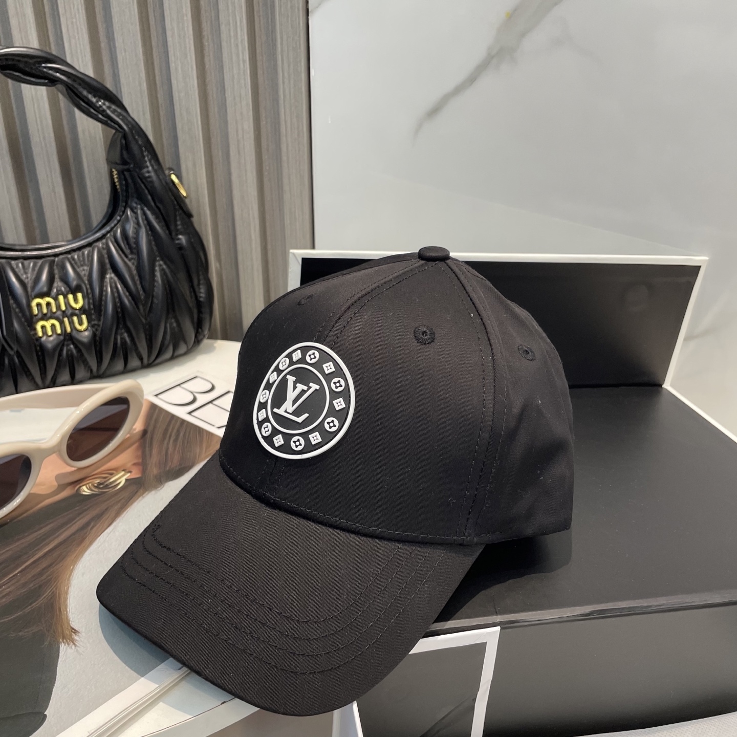 L style Baseball cap