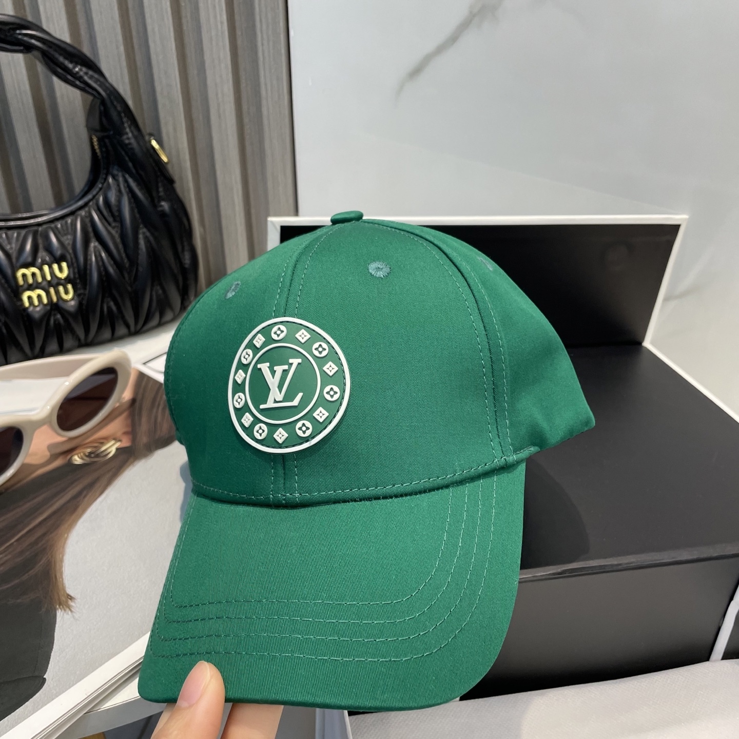 L style Baseball cap