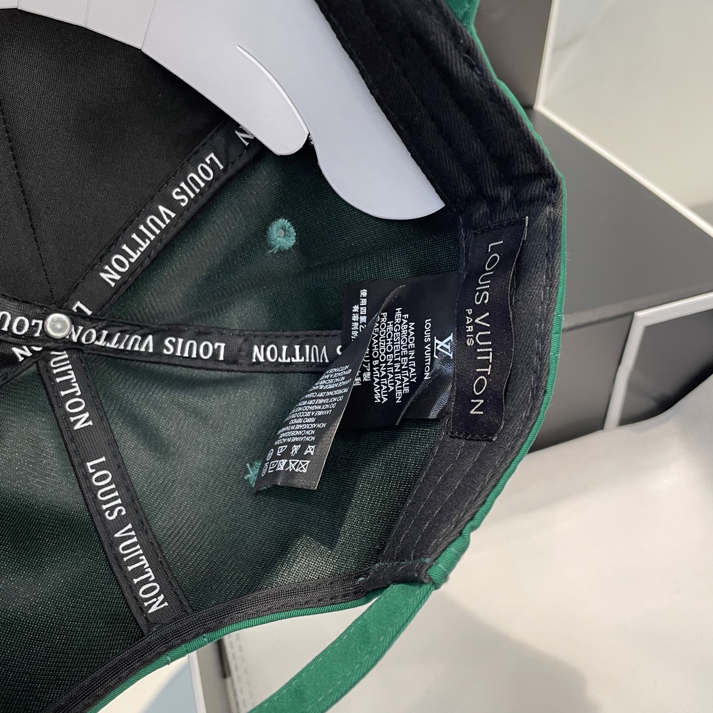 L style Baseball cap