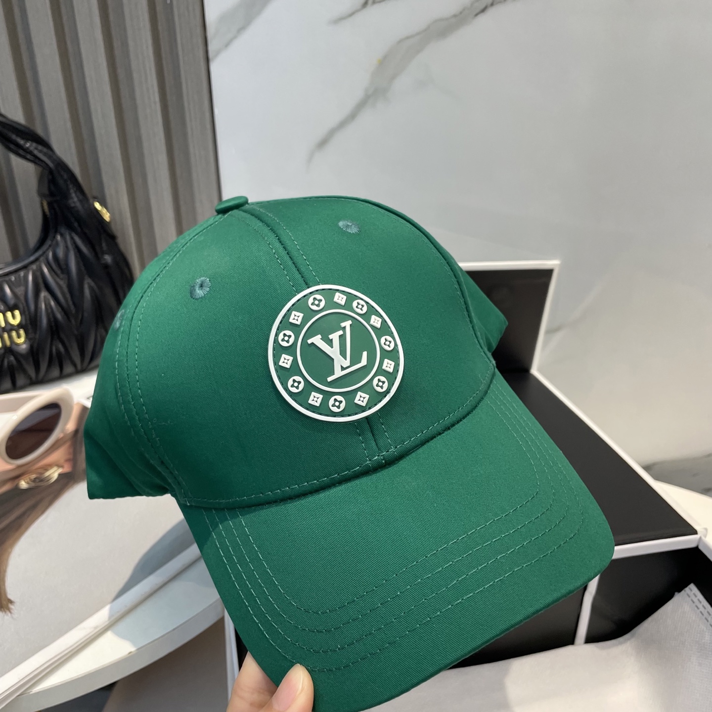 L style Baseball cap