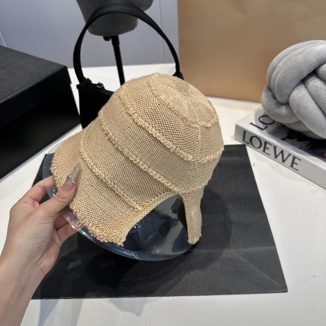 C style Hollow hand hook small bucket hat