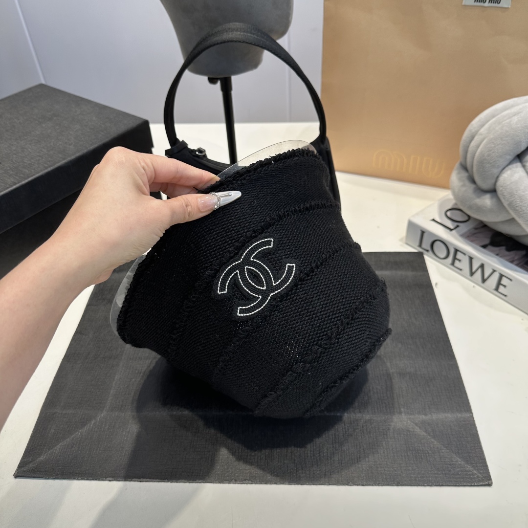 C style Hollow hand hook small bucket hat