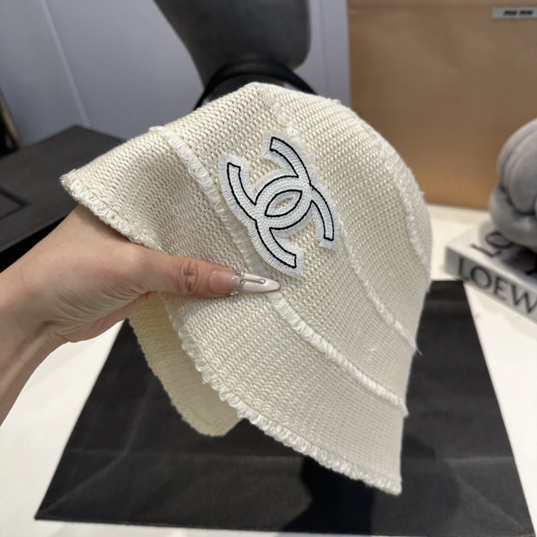 C style Hollow hand hook small bucket hat