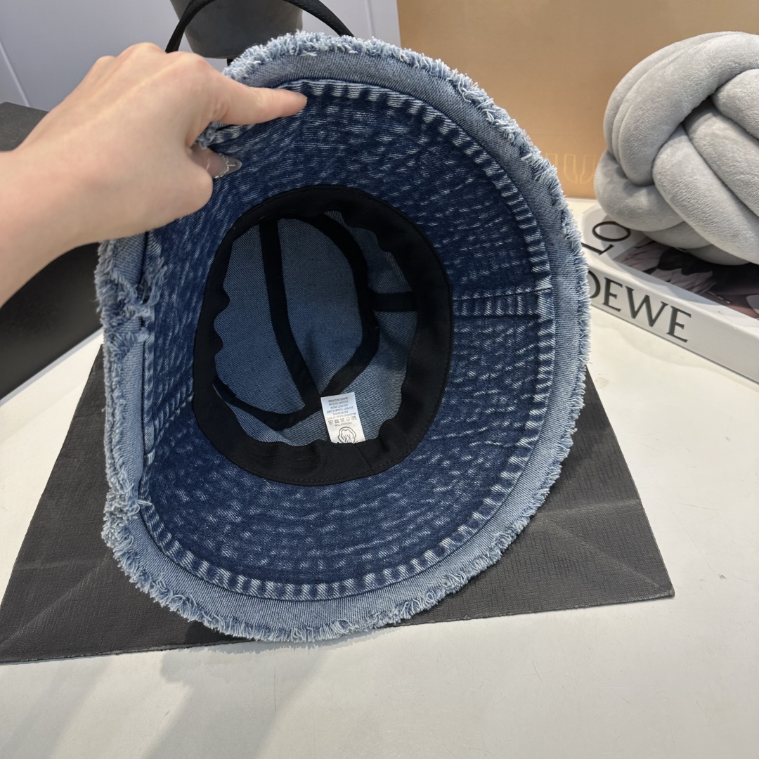 C style Washed ripped denim bucket hat