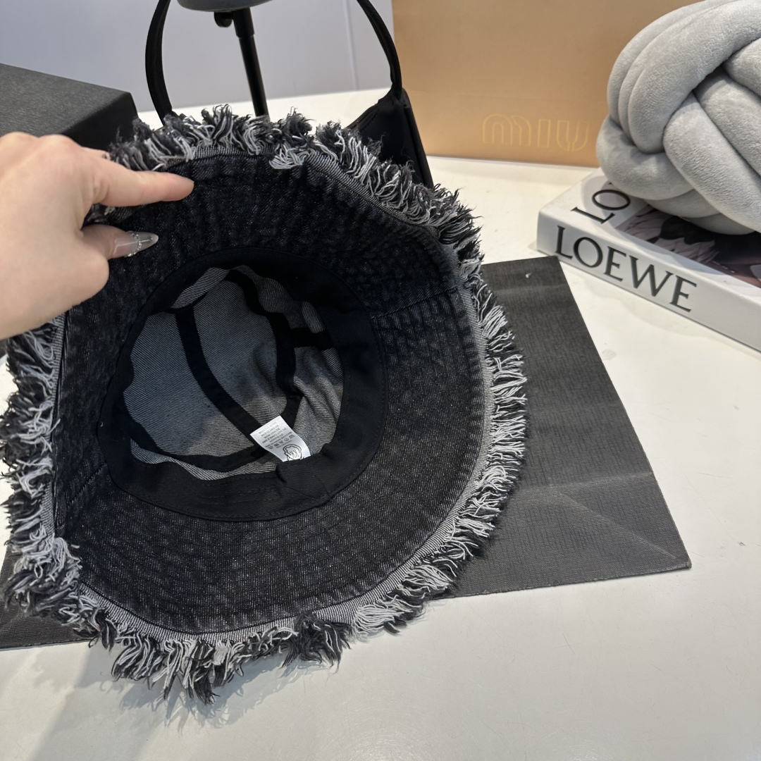 C style Washed ripped denim bucket hat