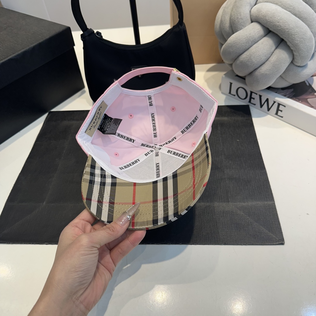 B style Baseball cap