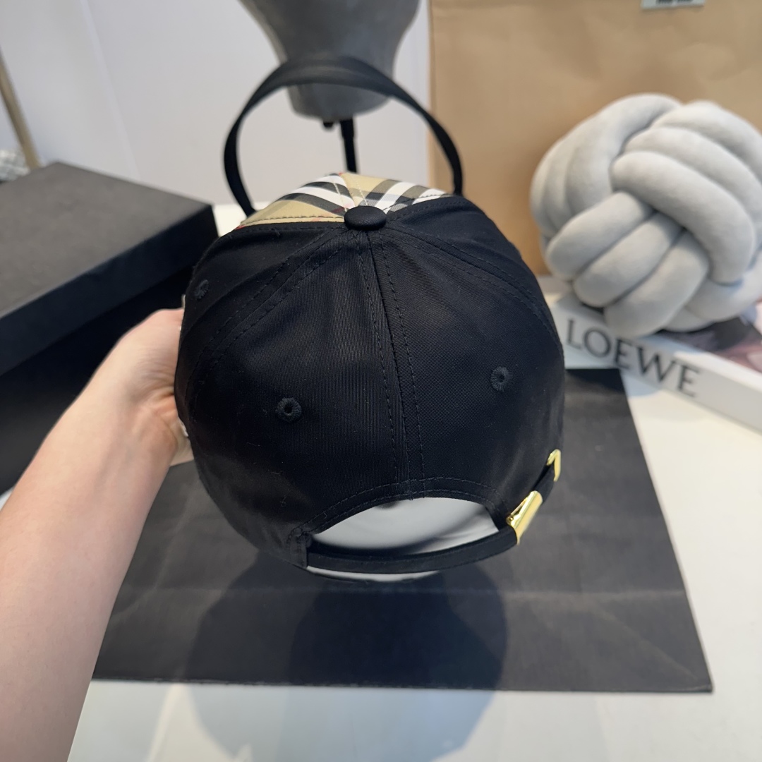 B style Baseball cap