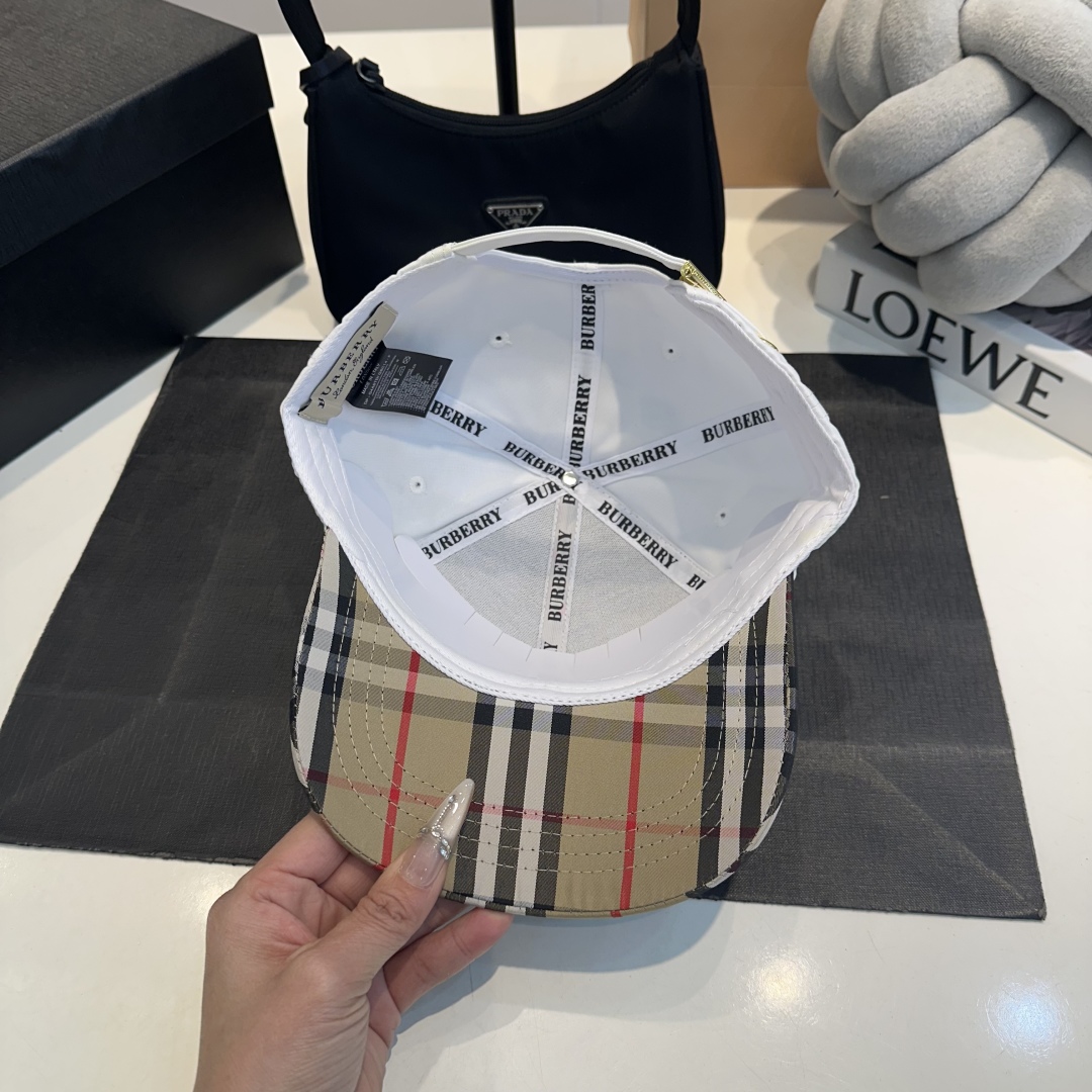 B style Baseball cap