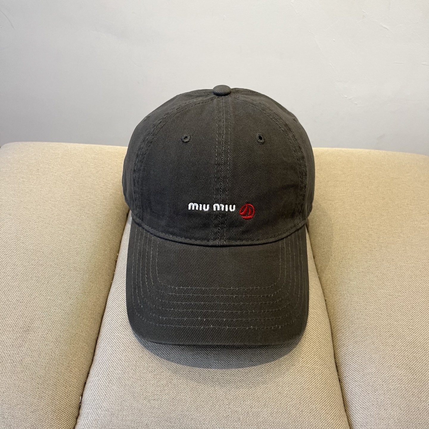 M style Baseball cap