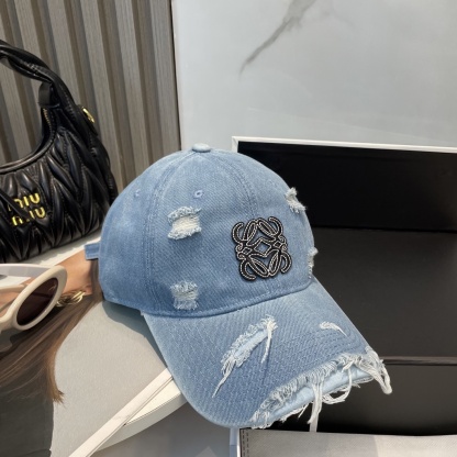 L style Hole washed denim baseball cap