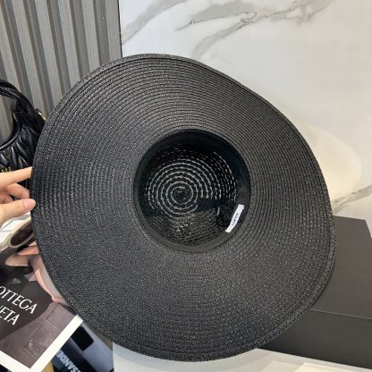 L style Wide Brim Hat