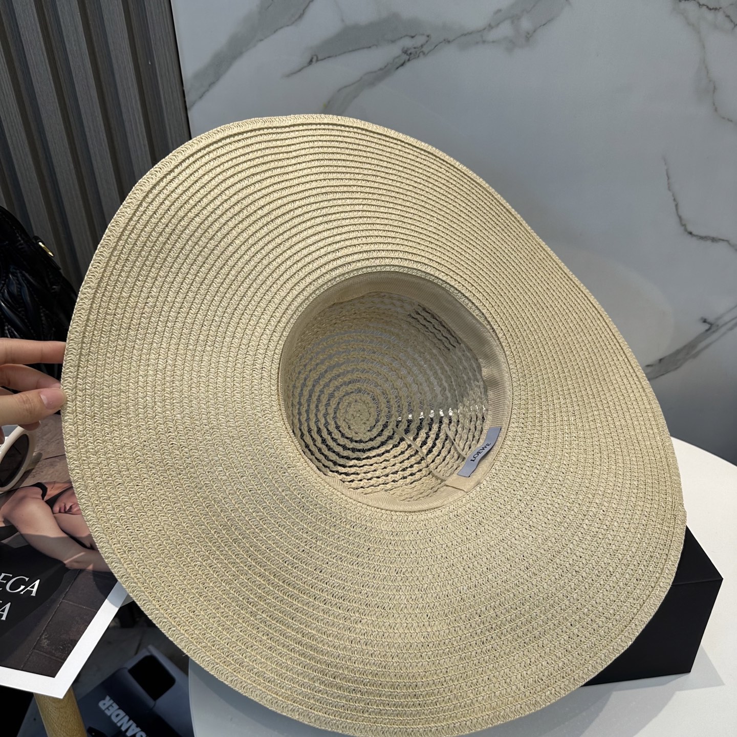 L style Wide Brim Hat