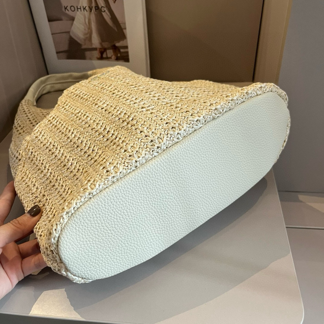 M style Woven bag 20*30*10cm