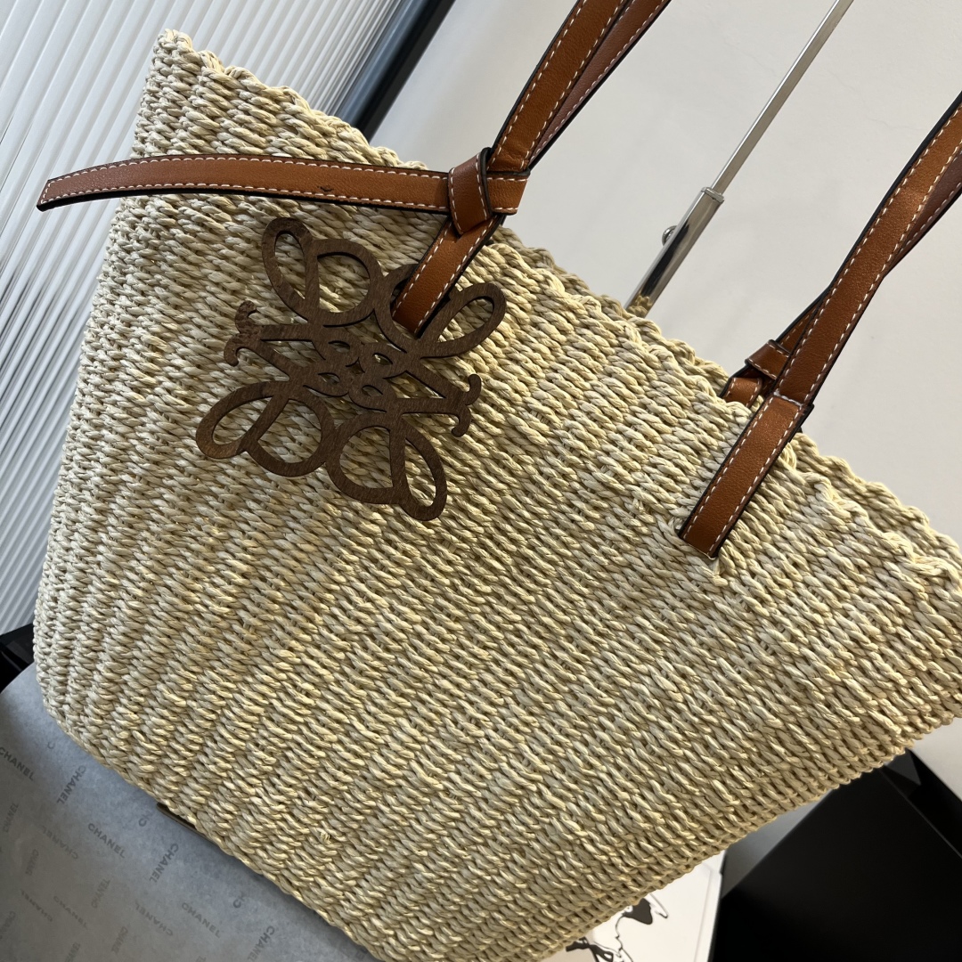 L style Beach style straw bag