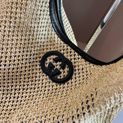 G style Straw bag
